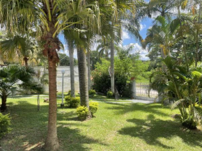 Casa à beira do lago